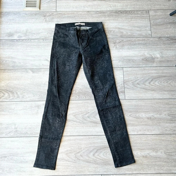 J Brand Snakeskin Matte Boa Leggings - Picture 2 of 13